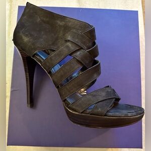 12 W Stuart Weitzman Saxony Black Suede Heels